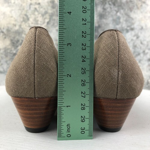 Salvatore Ferragamo Boutique NWOT Women's Size 8.5B Vara Brown Block Heel Pumps - Picture 9 of 18