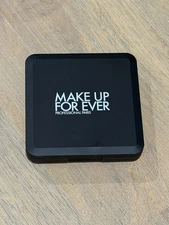 MAKE UP FOR EVER HD Skin Blurring & Perfecting Pressed Powder 1.1 LIGHT ~ NEW!