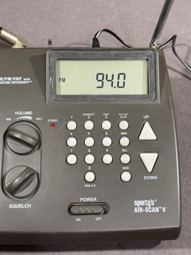 Sporty's ~ Air Scan-V Model SP-127 AM/FM/VHF Air Band Aviation Interrupt - Photo 12/12