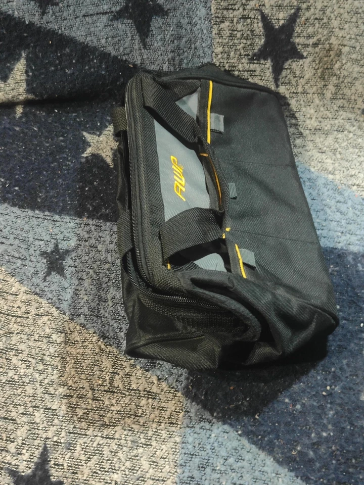 AWP 15in tool bag 3 exterior pockets - Image 2 of 4