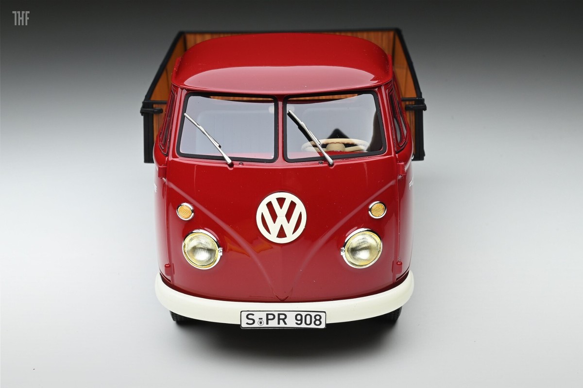 シュコー 1/18 VW T1 ポルシェ トランスポーター コンチネンタル シュコー 1/18 VW T1 ポルシェ トランスポーター コンチネンタル