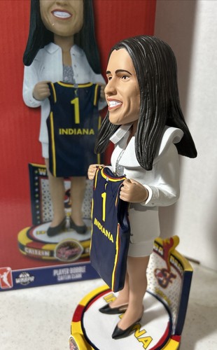 CAITLIN CLARK Indiana Fever Iowa Hawkeyes 2024 WNBA Draft Bobblehead #1 scegli - Foto 9 di 14