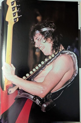 Hard Rock Magazine November 1986 Van Halen, Dio, Black n Blue, Iron Maiden, Rare - Picture 12 of 19