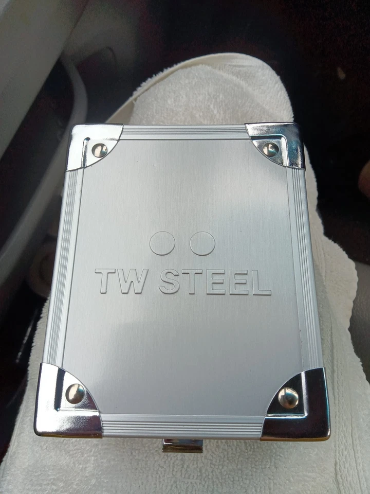 TW Steel Grandeur Tech TS4 black grey orange 48 mm very masculine chronograph - image 2 of 4