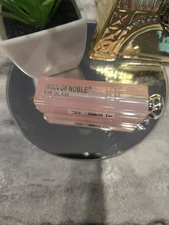 moisturizing lipsticks