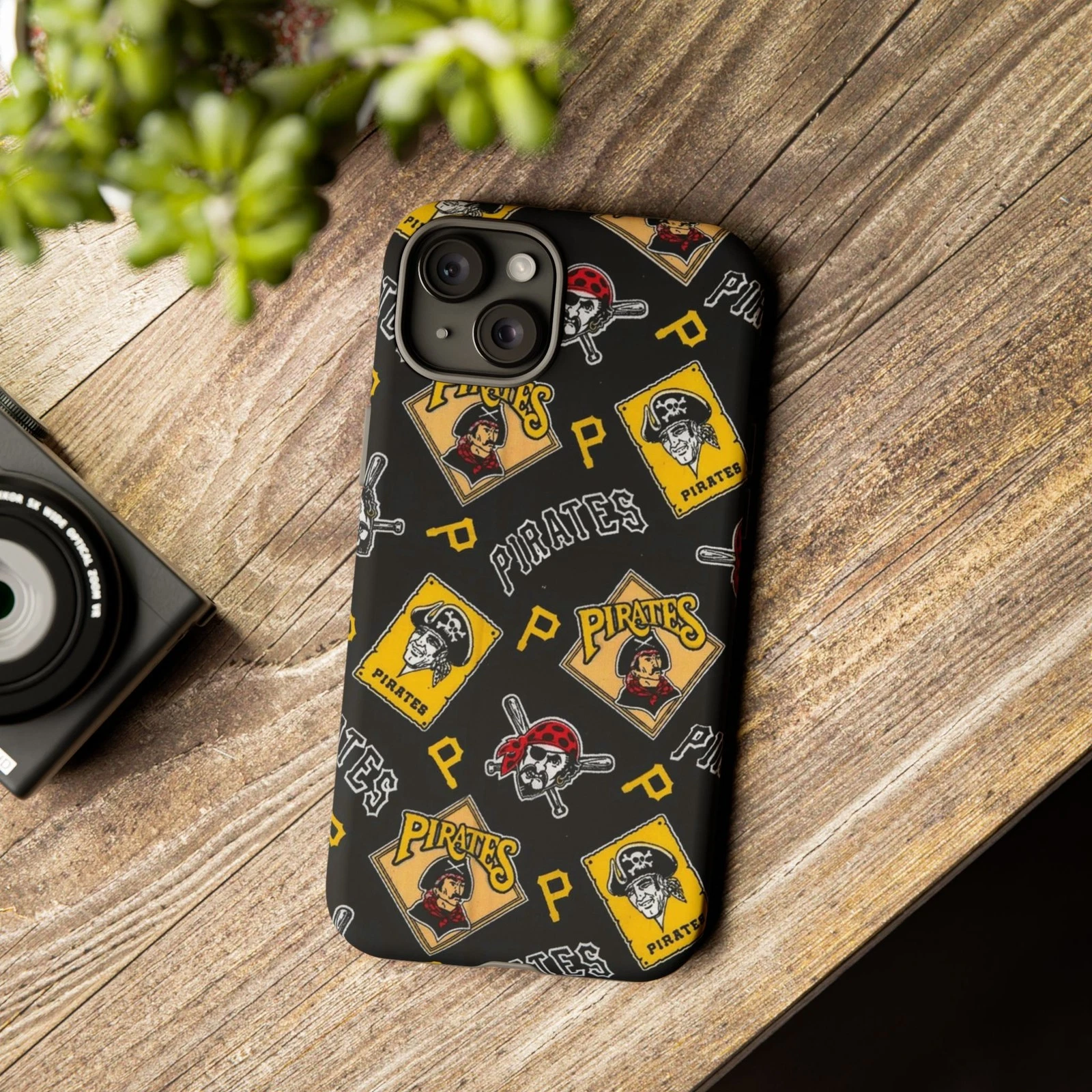 Pittsburgh Pirates Apple iPhone Cases
