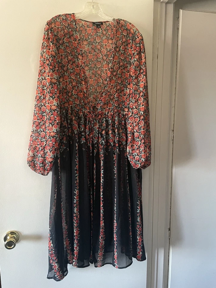 Torrid Size 1 Floral Kimono Maxi  Boho Black Red Sheer Duster Tie Front - Image 2 of 4
