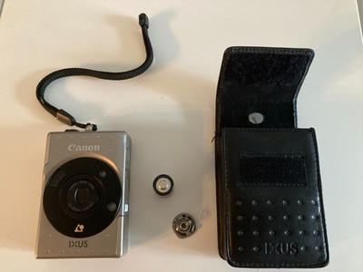Fotoapparat CANON IXUS von 1997 mit APS-System, im sehr guten Zustand