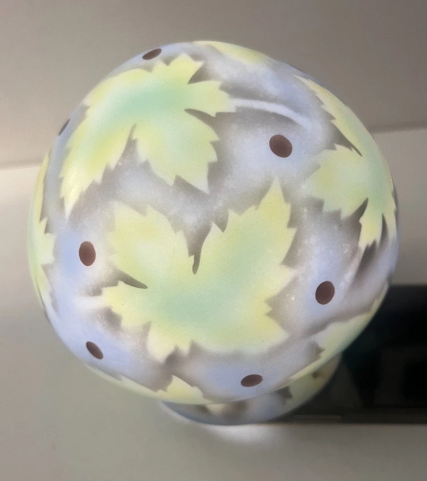 Tulipe / Globe de Lampe en Verre décoré de Feuilles de Vigne . Art Déco - Photo 2/4