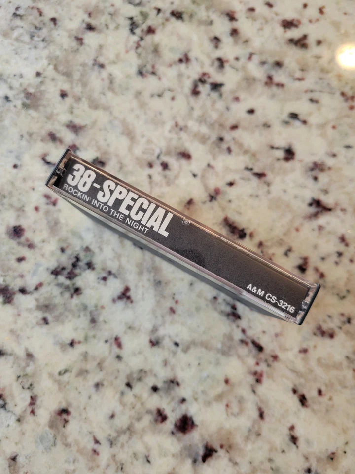 38-Special Rockin - Into The Night Cassette Tape 1979 A&M Classic Rock w/ Insert Foto 2 de 4