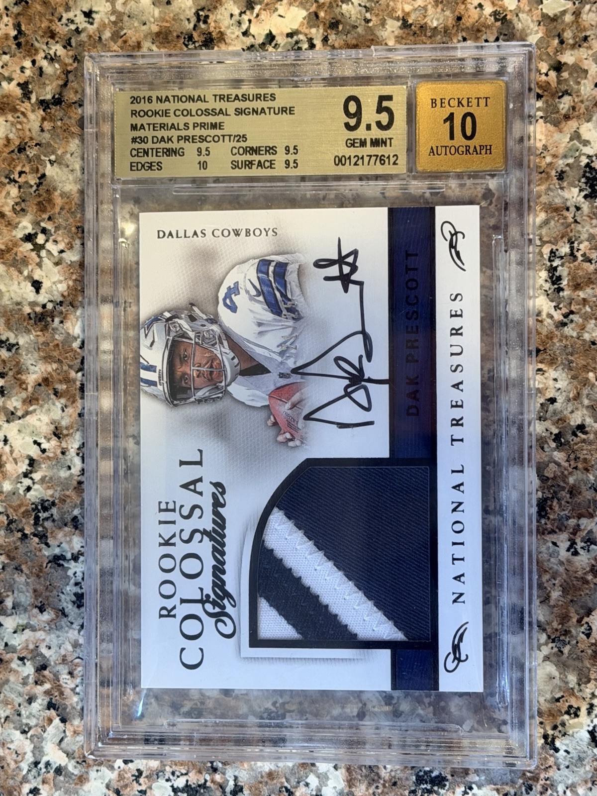 Dak Prescott Panini National Treasures Rookie NFL Gear Materials Signatures #30 Base