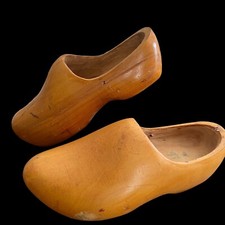 dutch wooden clogs 11 inches long