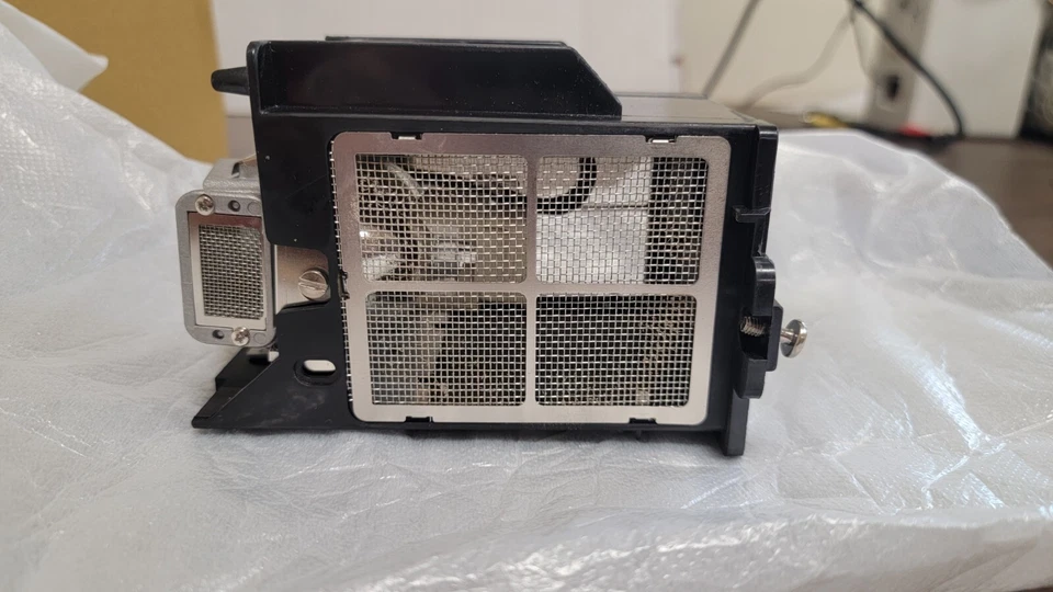 Lámpara y carcasa OEM 997-5353-00 para proyectores planos con bombilla Osram Foto 3 de 4