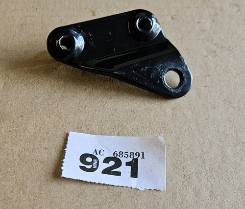 921 Kawasaki GPZ900R Powder Coated Engine Bracket GPZ900 GPZ 900 R 900R - 第 1/2 張圖片