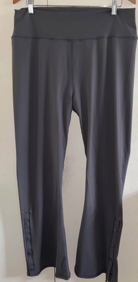 Elite Activewear Pants Size 18 Flared Leg