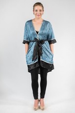 smokey blue black silk-blend robe/outerwear, w/ tiny elegant geometric prints