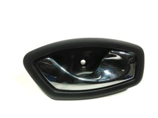 POIGNEE INTERIEURE PORTE AVANT DROITE 806701025R RENAULT CAPTUR 1 phase 1