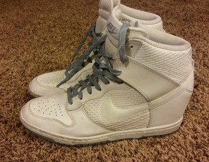 nike wedge sneakers size 11