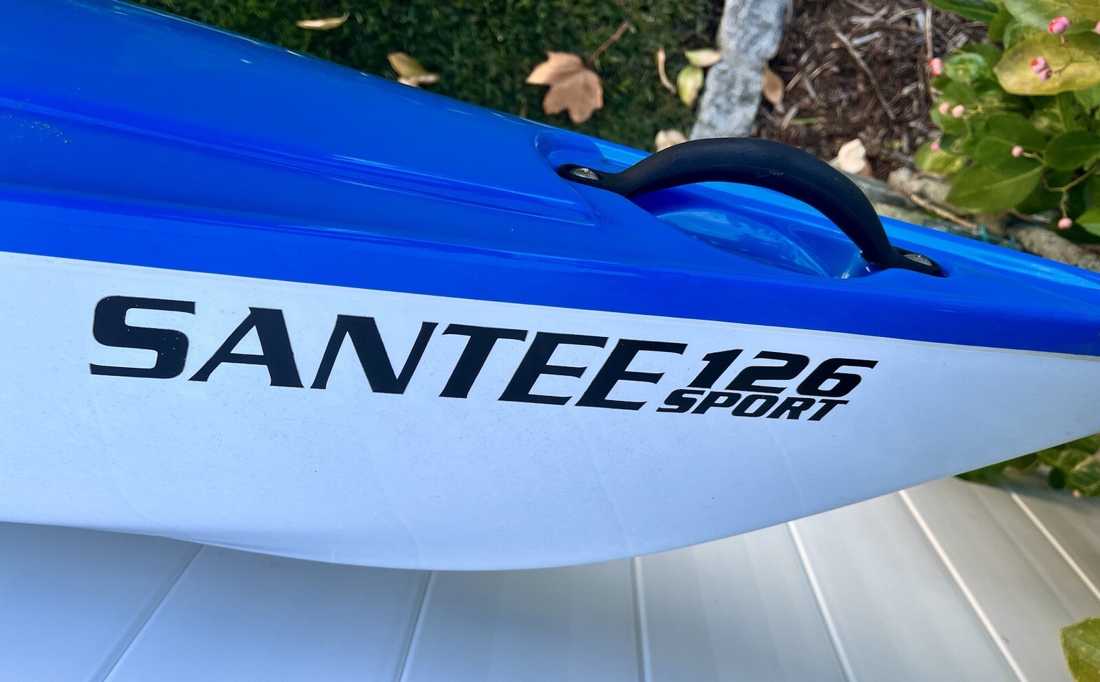 Hurricane Santee 126 Sport Kayak Blue with Paddle and Cockpit Cover