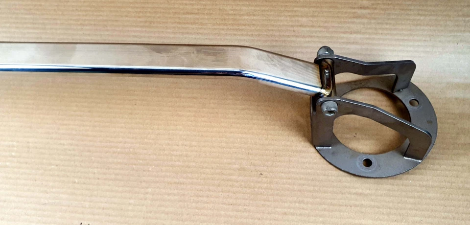 Barra de puntal delantera cromada OEM usada Lexus GS300 GS400 GS430, Toyota Aristo 1998-2005 Foto 3 de 4