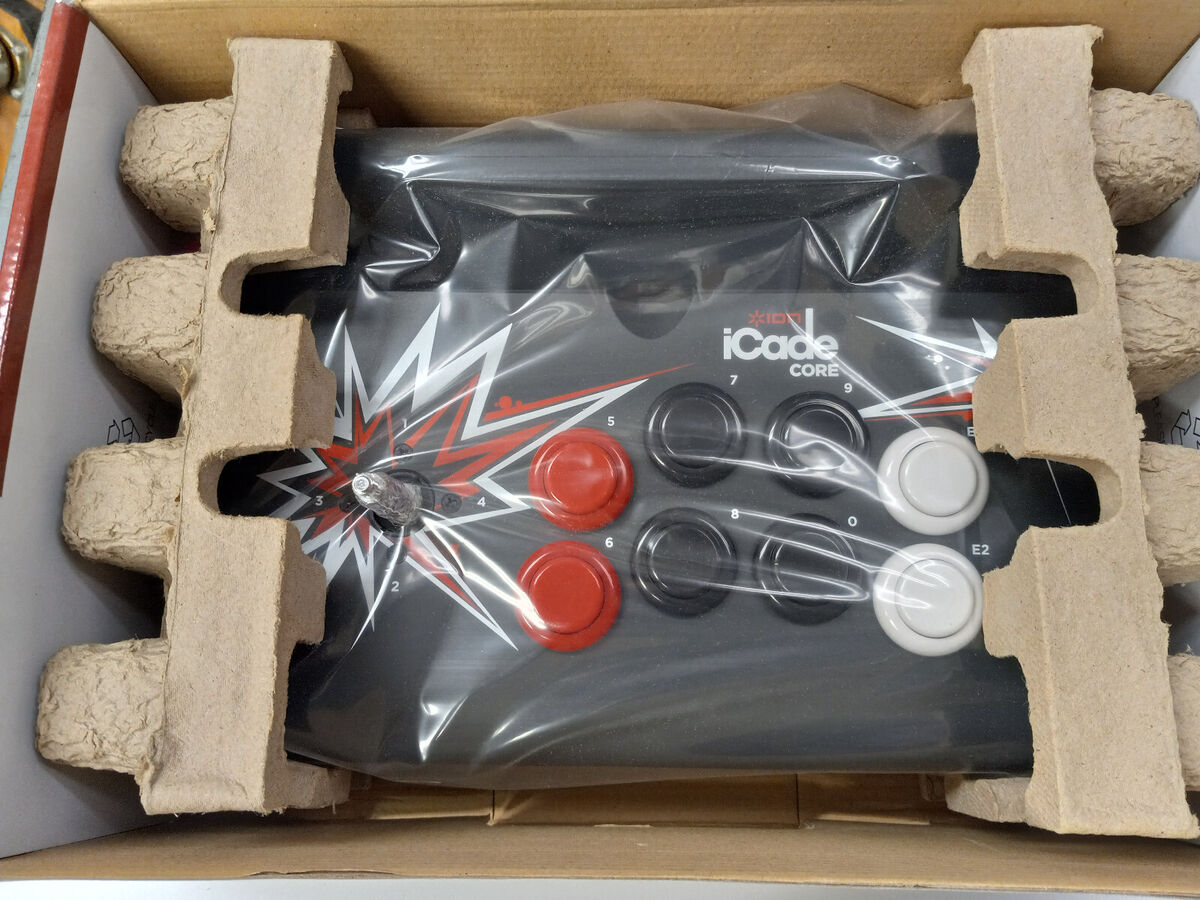 NEW Ion iCade Arcade Video Gaming System Cabinet For iPad 1+