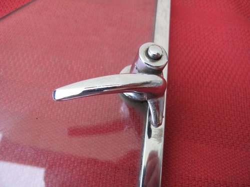 Jaguar Mark 2 Right Front Door Vent Frame Window 3.8 420 Glass & Hinge VERY NICE - Picture 6 of 13