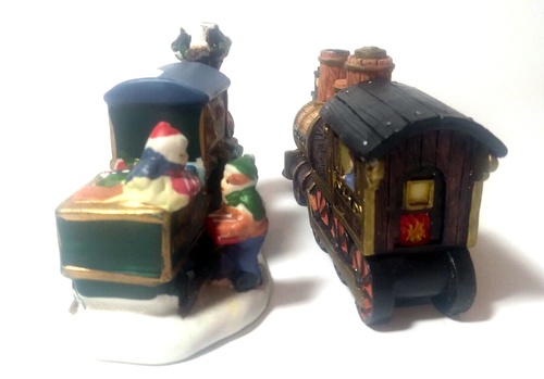 2 Vintage Christmas Train Engines Ceramic Decorative / Village Accessories - Picture 5 of 10