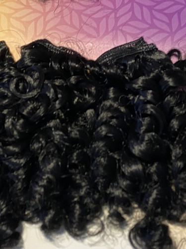 Expression Vogue Curls synthetic hair extensions - Picture 19 of 24