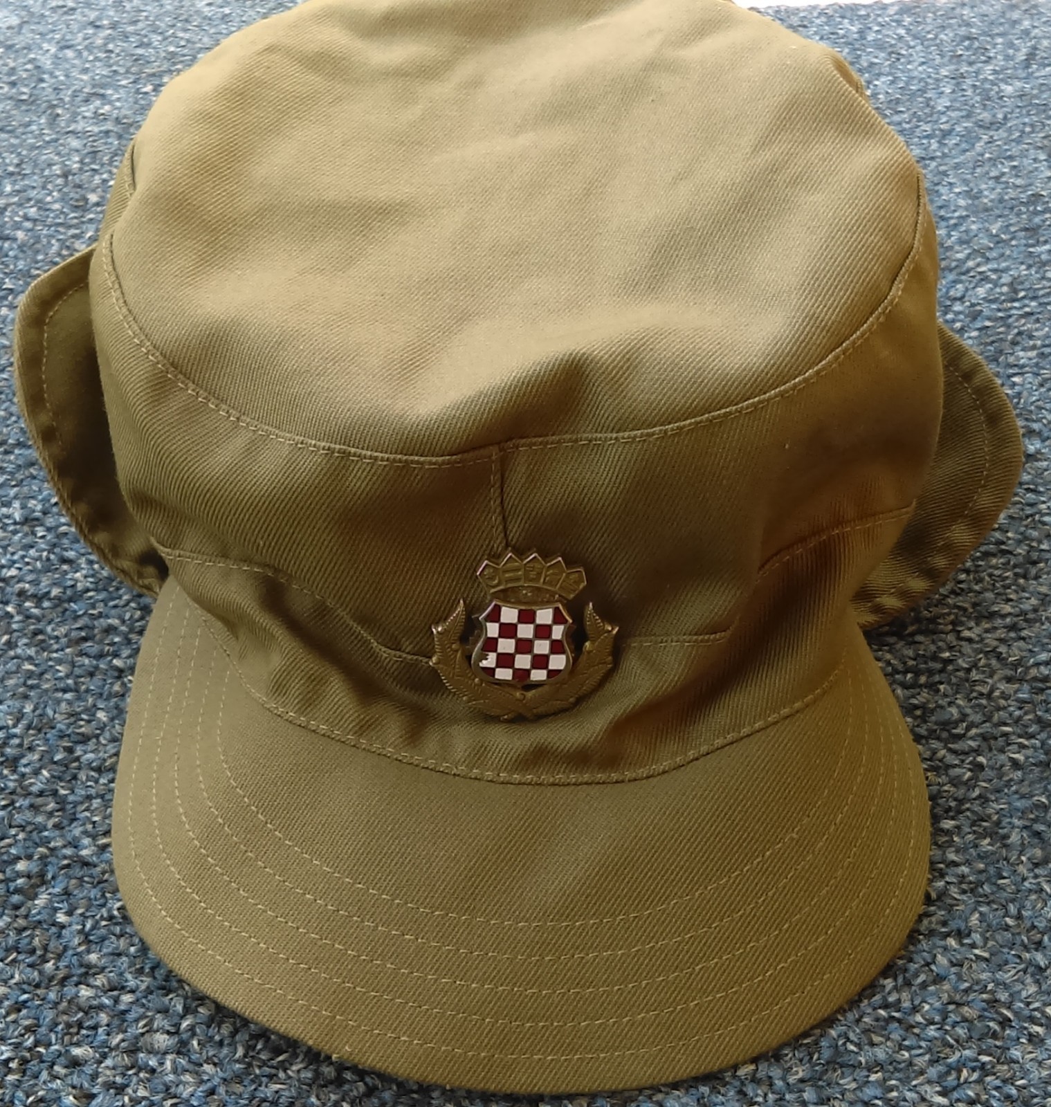 Picture 2 of 4