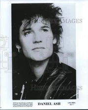 1992 Press Photo Musician Daniel Ash - pip16198