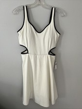 Old Navy Off White Cut-Out Mini Dress Skort Black Trim Athletic Medium READ