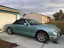 2002 Ford Thunderbird 