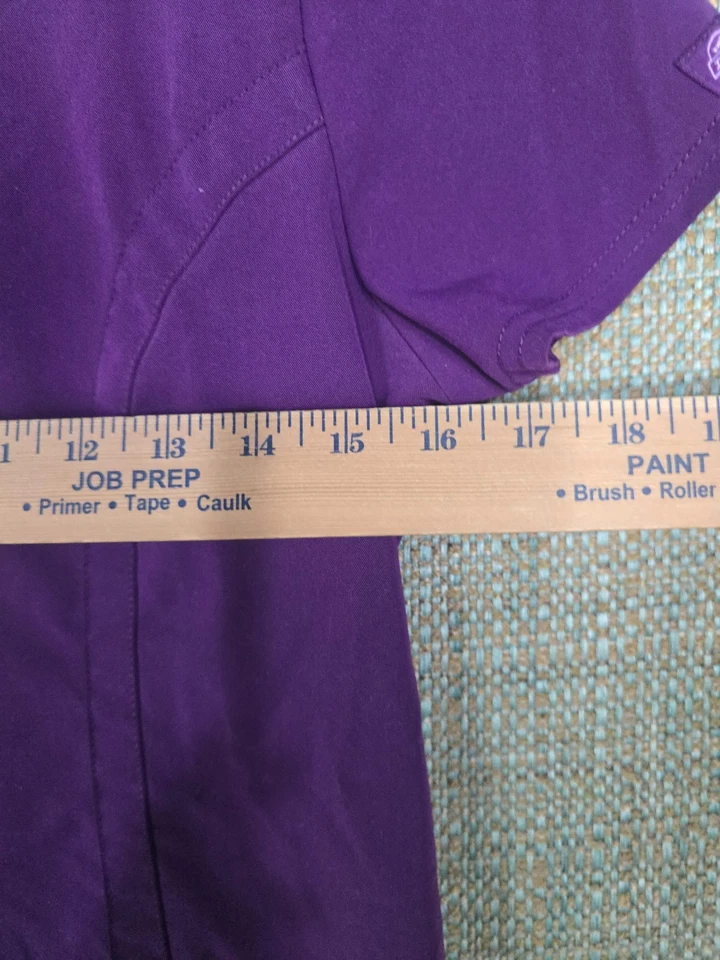 Dickies women's Scrub top XS purple Xtreme Stretch Short Sleeve Pockets - Imagem 3 de 4