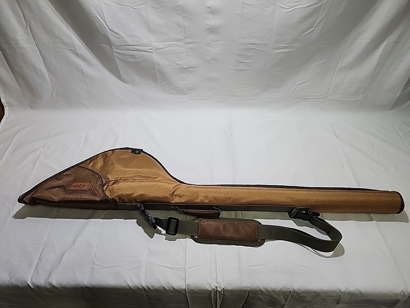 Plano Guide Series 2 Fishing Rod & Reel 43" Travel Case Tan/