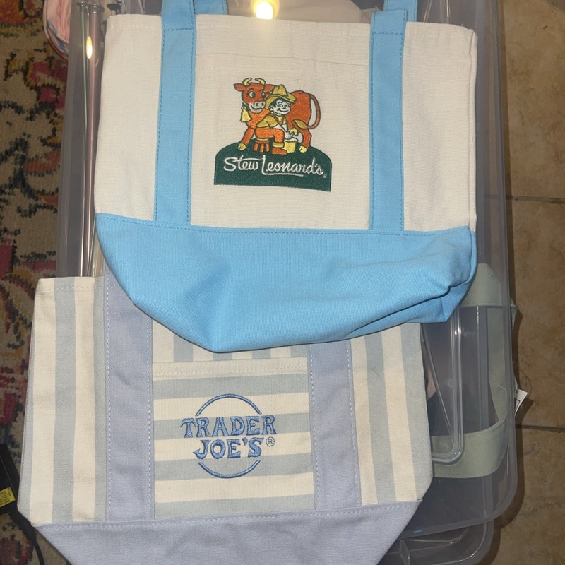 Stew Leonard’s & Trader Joe’s Embroidered Canvas Mini Tote Bags  Blue (2)