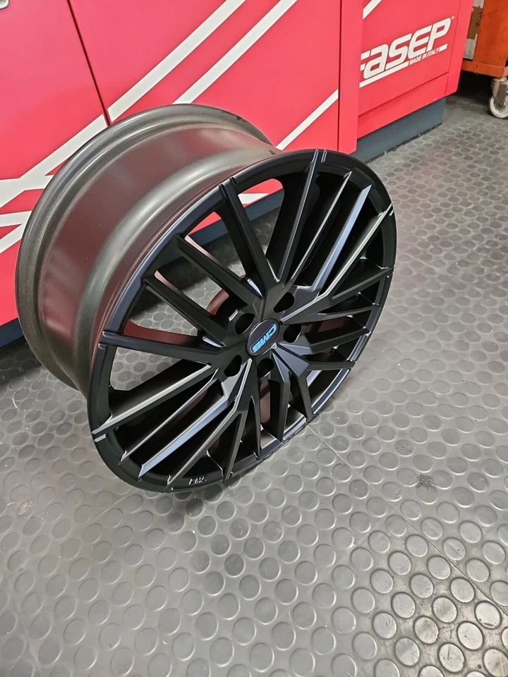 CERCHI IN LEGA DA 18 DEDICATI VOLKSWAGEN GOLF 5 6 7 8 GTI GTD 7.5 T - ROC TIGUAN - Imagen 2 de 4