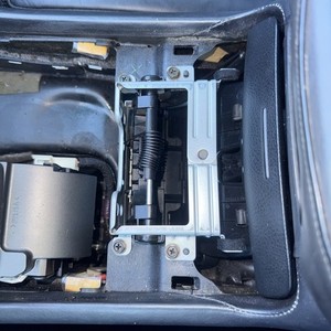 Lexus LS430 2001-2006 Genuine Front Center Console black Cup Holder oem used