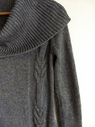 Victorias Secret Womens Size S Sweater Dress Gray Cowl Neck Tunic EUC Never Worn - Picture 4 of 7