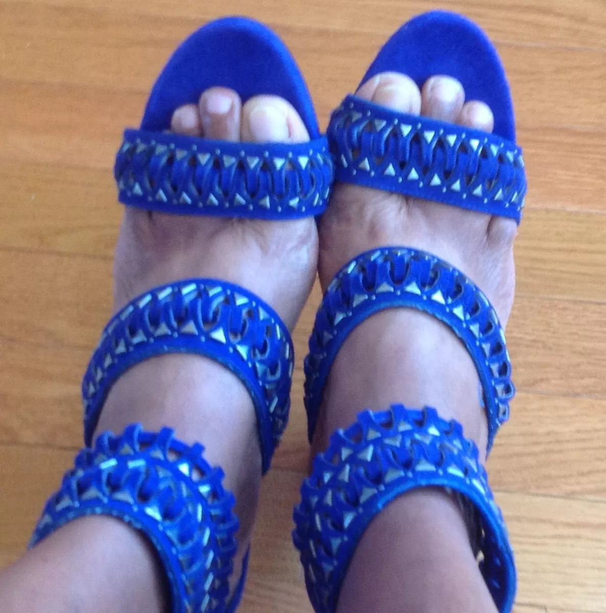 Vince Camuto Fancle Open Toe Suede Sandals