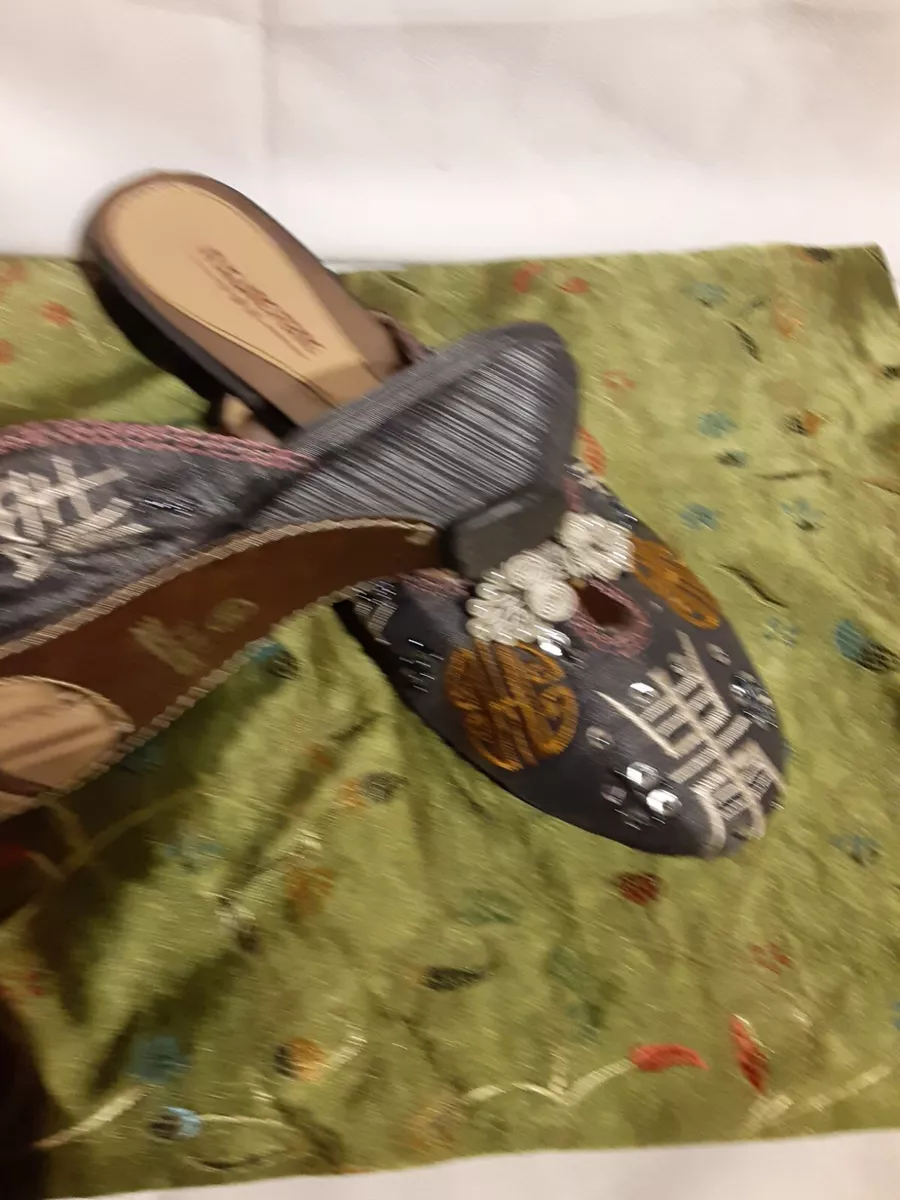 Ladies slippers size 7.5 new arrivals