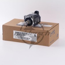 One YASKAWA Servo Motor SGM7A-04A7A61 in box SGM7A04A7A61 New