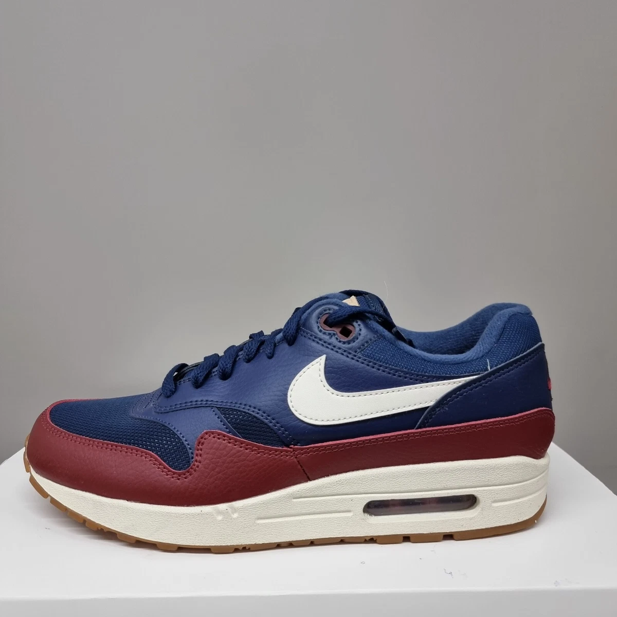 Air max deals 1 navy sail