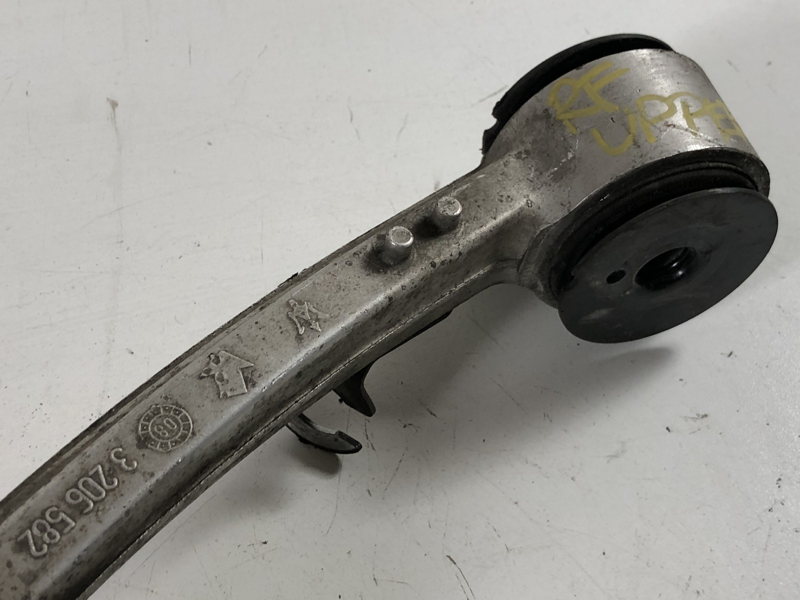 09-13 Maserati Quattroporte M139 Front Left Upper Control Arm GranTurismo M145