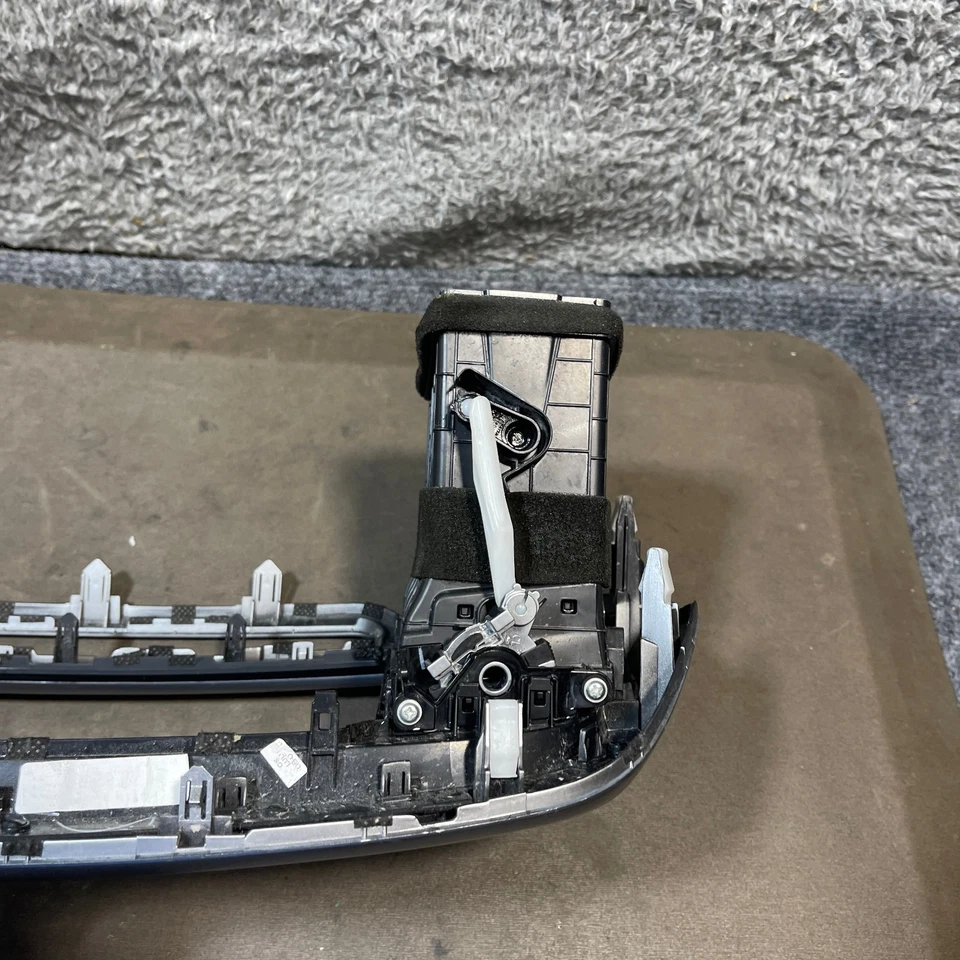 🔥16-18 KIA SORENTO TABLERO CENTRAL RADIO BISEL ENVOLVENTE PANEL DE AJUSTE Conjunto Plateado Foto 4 de 4