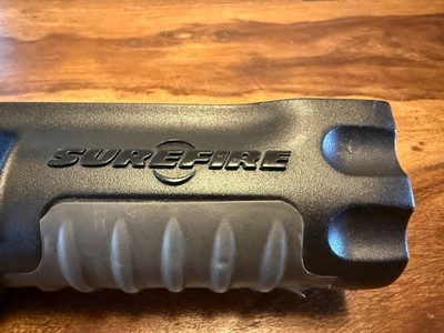 SureFire 618FA Tactical Forend Light Remington 870 12ga Retro SWAT