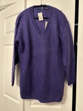 VTG Mohair Acrylic Super Soft Fluffy Fuzzy V-Neck Sweater W/Side Slits Size L.