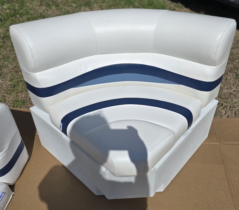 DeckMate Premium 36" Radius Pontoon Boat Seat