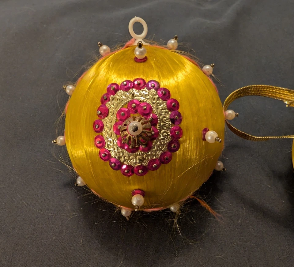 Lote De 3 Lentejuelas Bola Satinada Adornos Navidad Vintage Push Pin Foto 3 de 4