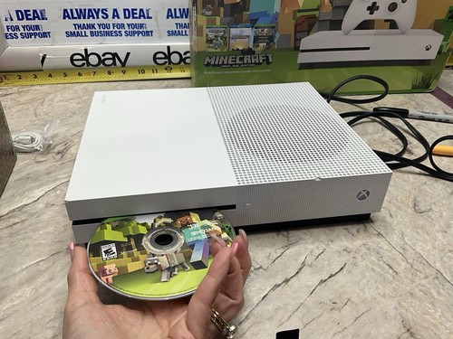 Microsoft Xbox One MINECRAFT Favorites Bundle 500GB Game Console Controller GAME - Picture 10 of 19