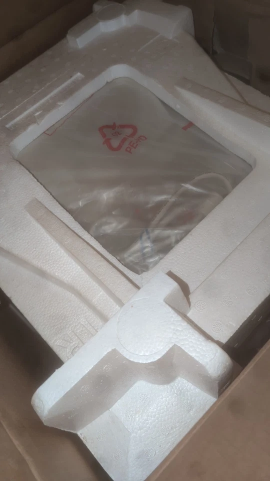 Monitor de computadora vintage Dell D1028L 17" CRT VGA 1280 x 1024 @ 60 Hz retro para juegos Foto 4 de 4